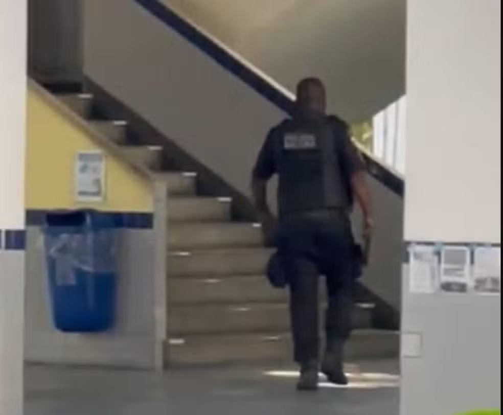 Ex-Funcionário do Cefet Mata Diretora e Psicóloga Após Licença Médica no Rio