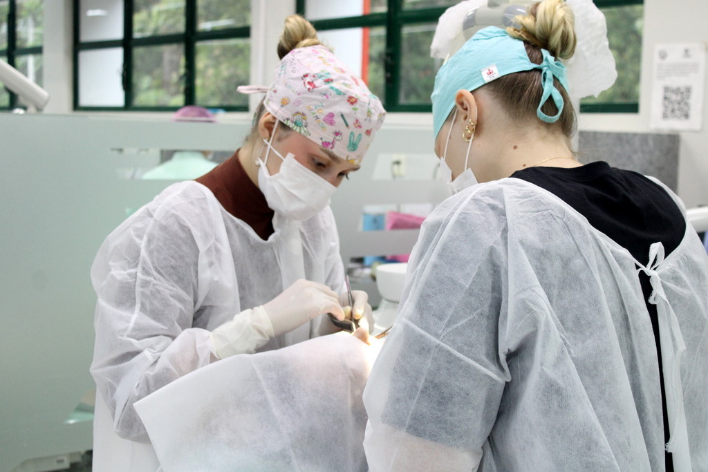 Unesc consolida protagonismo internacional ao integrar ciência de ponta e desenvolvimento regional no Sul do Brasil