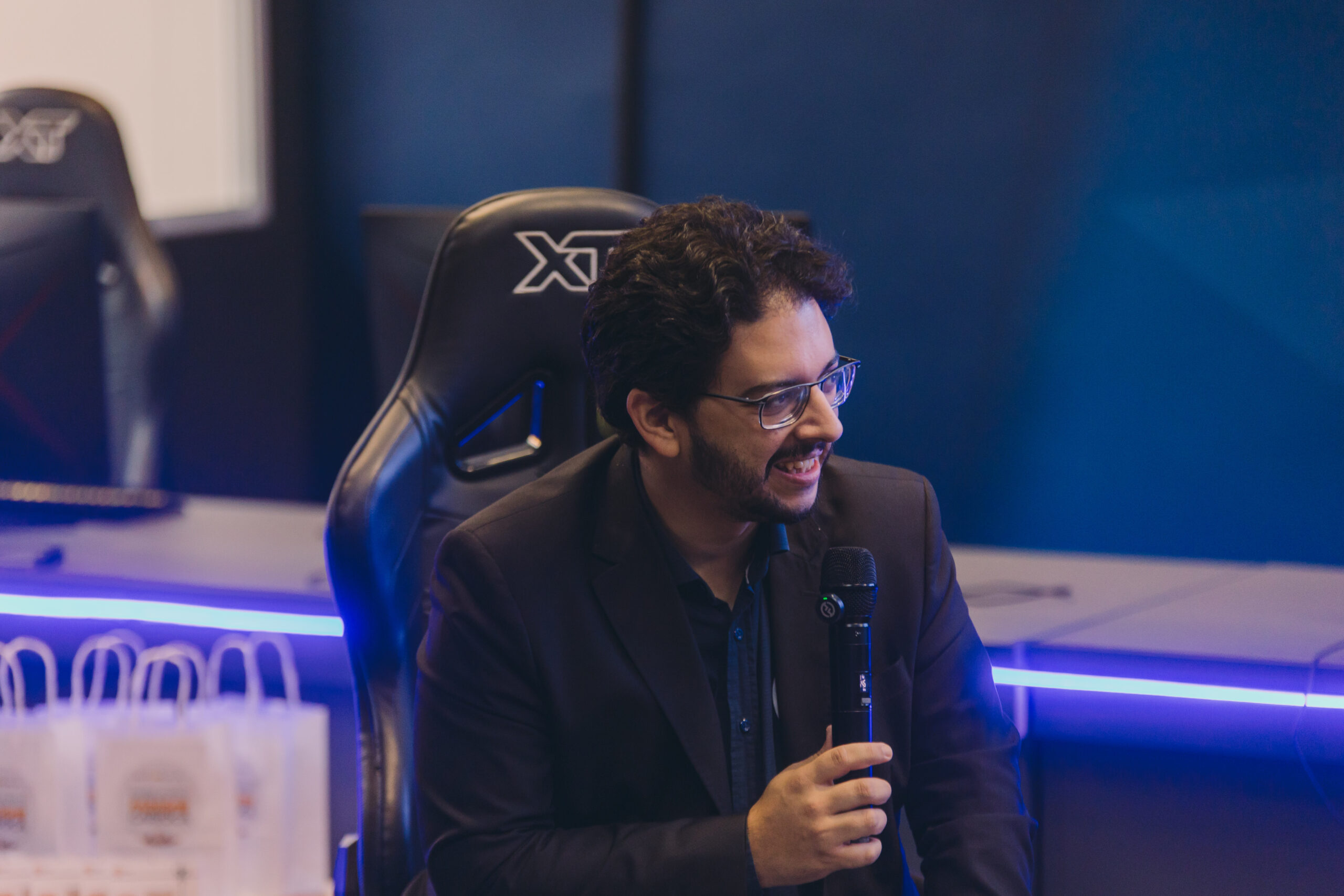 ACJOGOS-RJ e Roblox avançam em medidas de proteção para menores após polêmicas com influenciadores