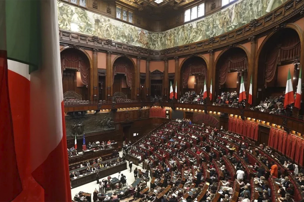 Senado italiano aprova centralização da cidadania no MAECI e impõe envio de documentos físicos a partir de 2029