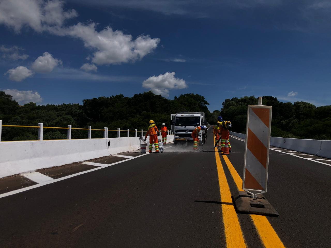 EPR Iguaçu realiza manutenção na Ponte do Rio Cavernoso e altera tráfego na BR-277 em Cantagalo