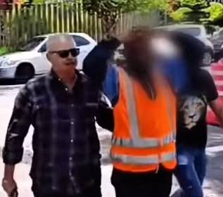 Subprefeito Paulo Telhada detém flanelinhas com arma em punho durante operação na Lapa