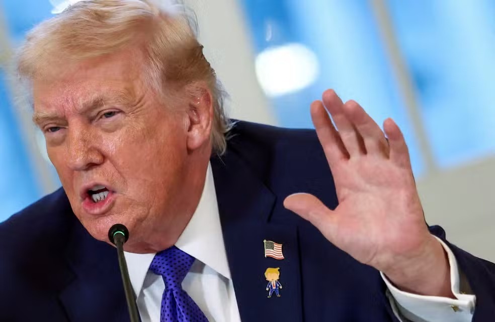 Brasil monitora anúncio de Trump sobre tarifas a parceiros do Irã e avalia riscos para o agronegócio