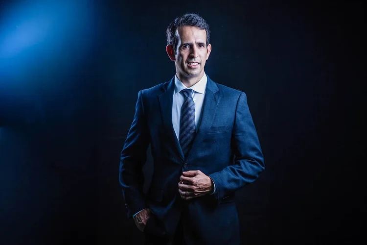 Gerdau 125 anos: Gustavo Werneck projeta investimentos bilionários em IA e sustentabilidade sob pressão do aço importado