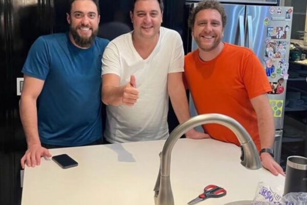 Ratinho Junior: O contraste entre o discurso de integridade e as polêmicas familiares no Paraná