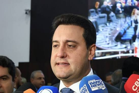 Crise na Sanepar: Corrupção e falhas no abastecimento provocam surto de doenças no Paraná