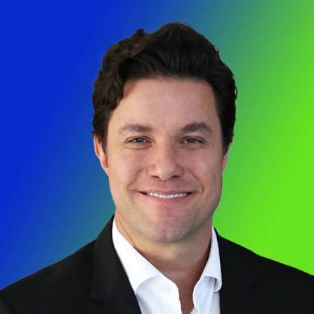 Ratinho Júnior e Guto Silva sob pressão após vazamento de áudios que abalam o Palácio Iguaçu