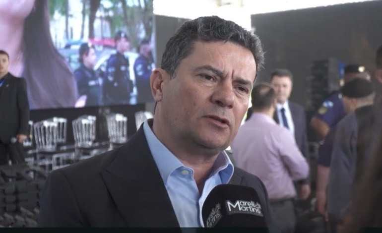 Moro abandona entrevista em Ponta Grossa após ser questionado sobre rejeição da direita e da esquerda