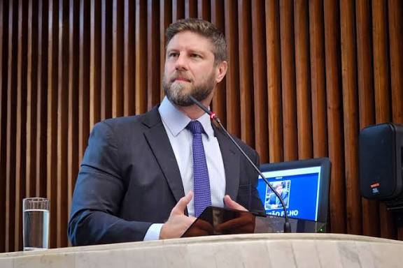 Requião Filho e PDT articulam frente ampla para romper ciclo político no Paraná em 2026